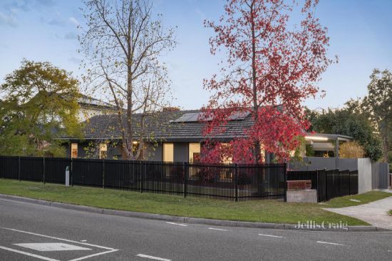 2 Lynwood Crescent, Lower Plenty, Vic 3093