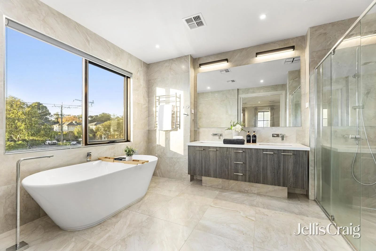 2 Pamay Road, Mount Waverley, Vic 3149