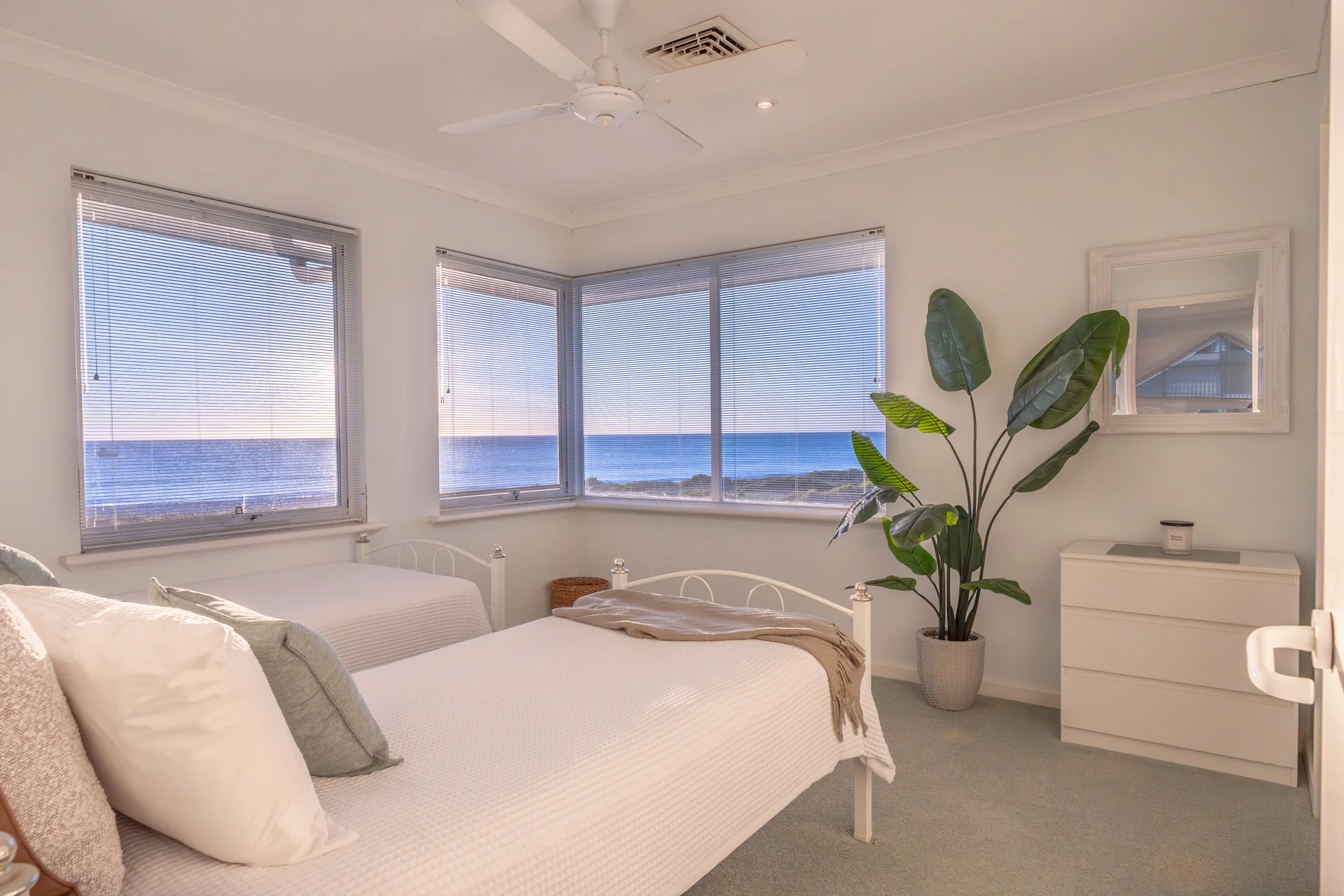 2 Pyp Court, Lancelin, WA 6044