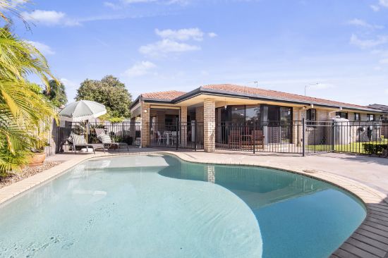 2 Tradewinds Avenue, Paradise Point, Qld 4216