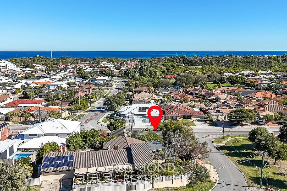 2 Tuxen Place, Hillarys, WA 6025