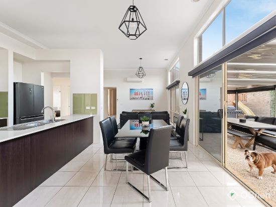 2 Vega Terrace, Cranbourne, Vic 3977