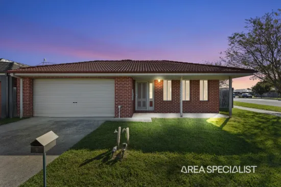 2 Weebill Way, Pakenham, Vic 3810