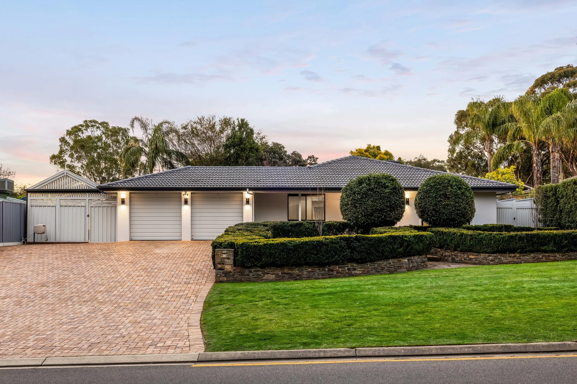 20 Daveys Road, Flagstaff Hill, SA 5159
