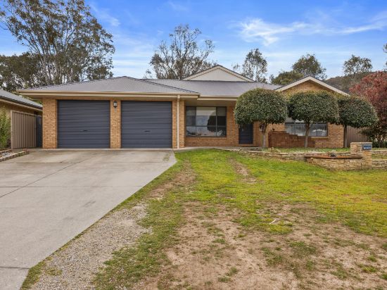 20 Dillagar Place, Springdale Heights, NSW 2641