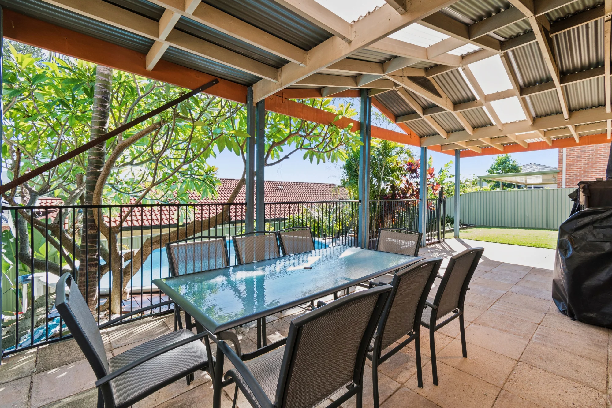 20 Mortlock Drive, Albion Park NSW 2527