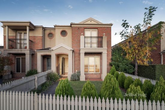 20 Oriel Road, Ivanhoe, Vic 3079