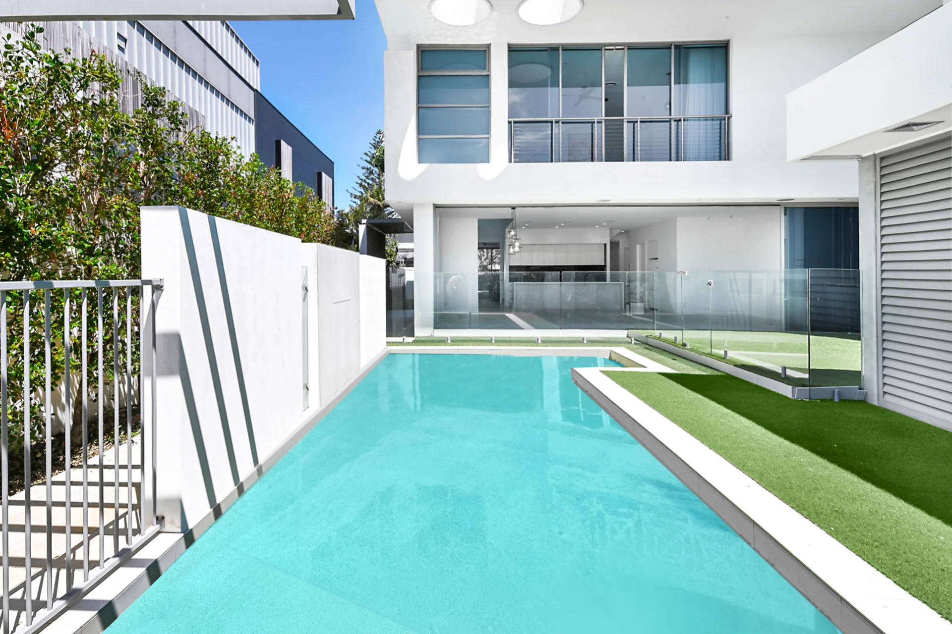 20 Seabeach Avenue, Mermaid Beach, Qld 4218