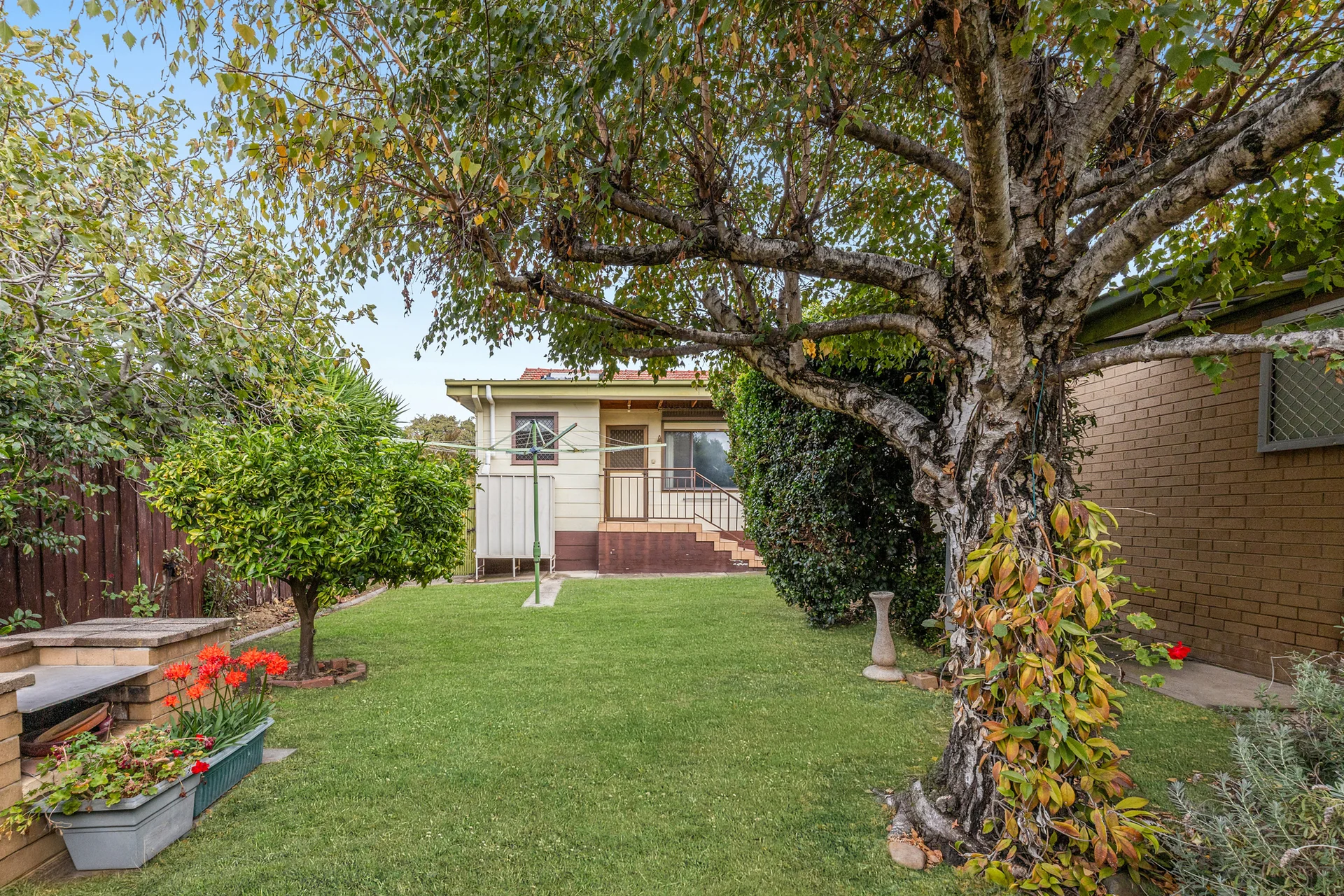 20  Tweedside Street, Essendon, Vic 3040
