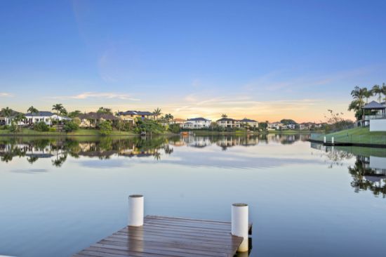 202 Dunlin Drive, Burleigh Waters, Qld 4220