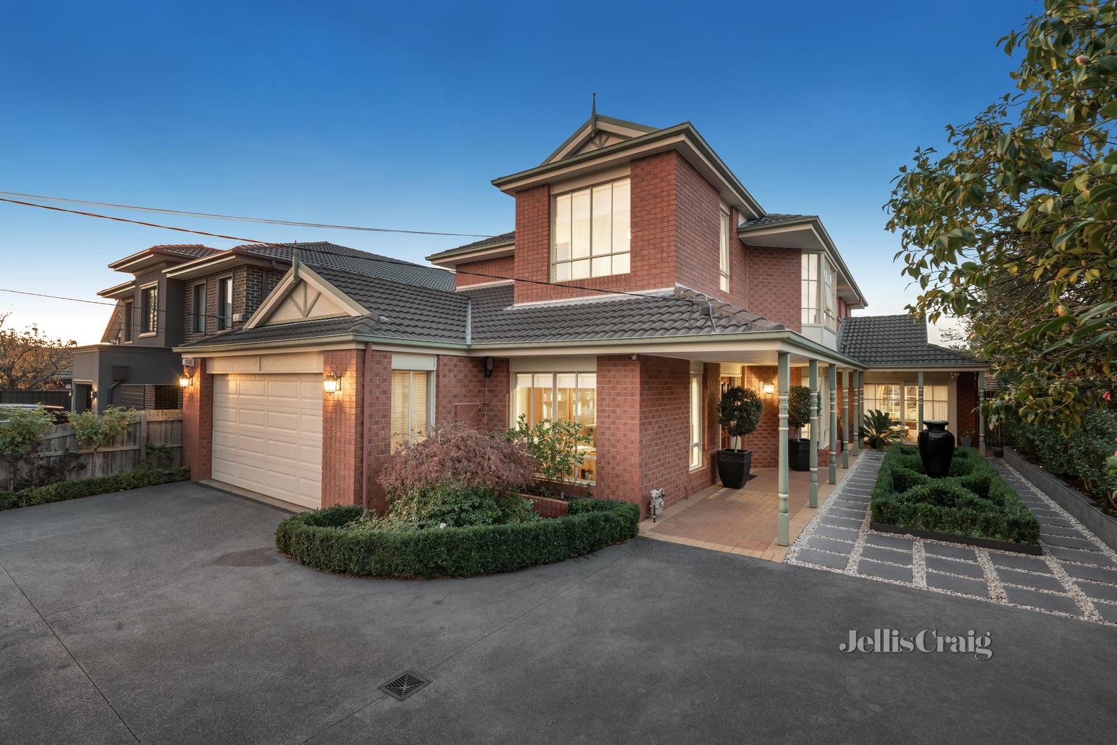 21 Barrani Street, Bentleigh East, Vic 3165 21 Barrani Street, Bentleigh East, Vic 3165
