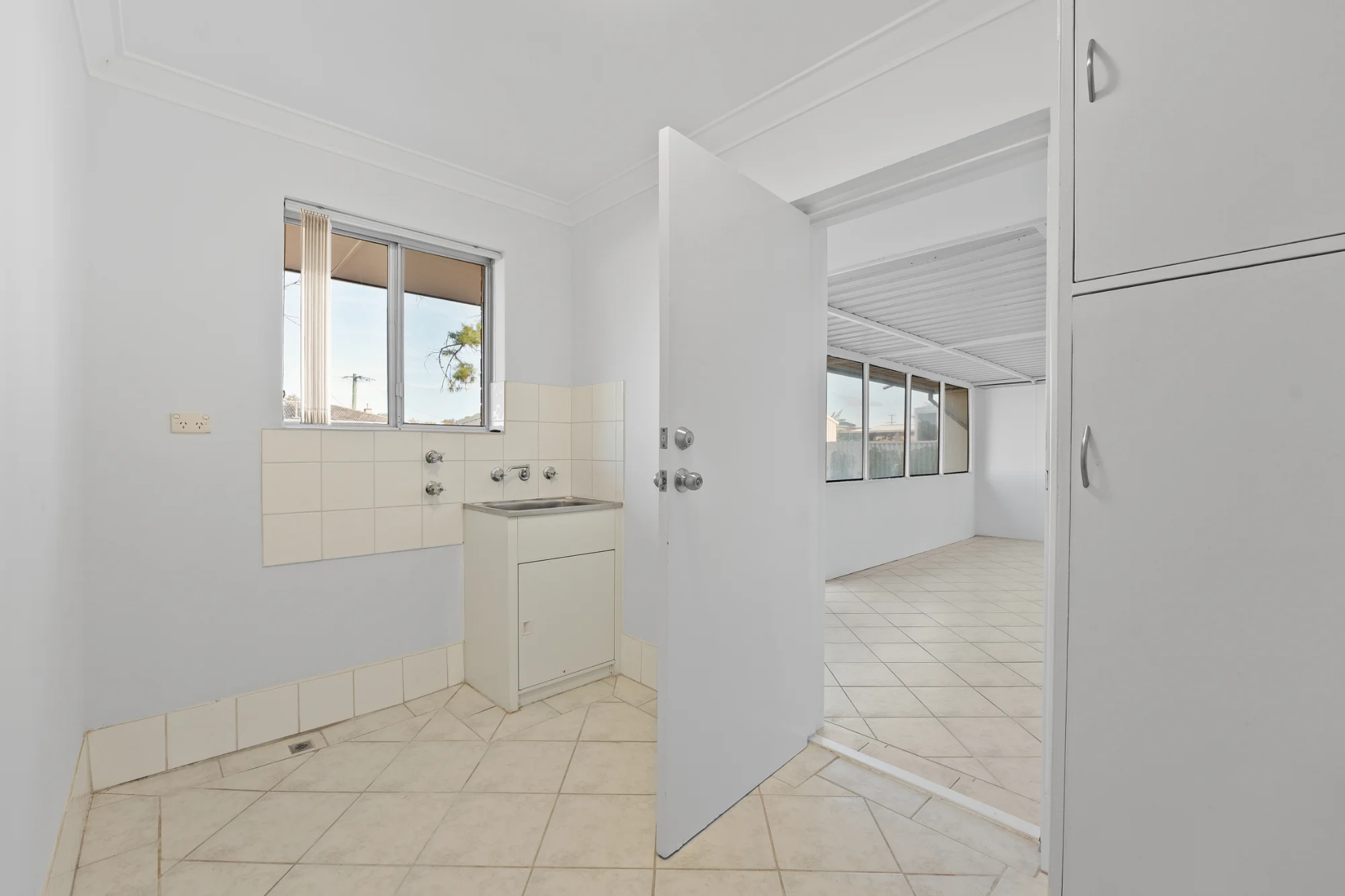 21 Bermuda Road, Safety Bay, WA 6169