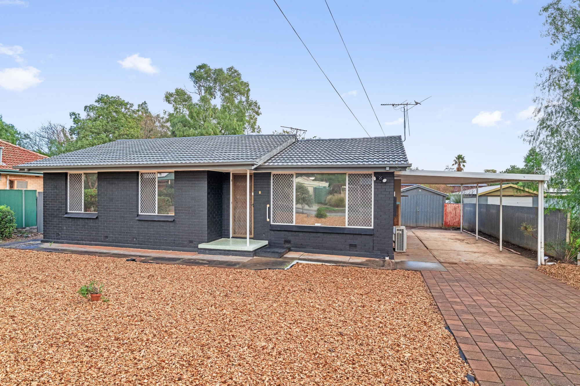 21 Bloomfield Crescent, Elizabeth Downs, SA 5113