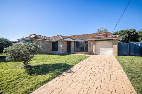 21 Brookes Crescent, Woorim, Qld 4507
