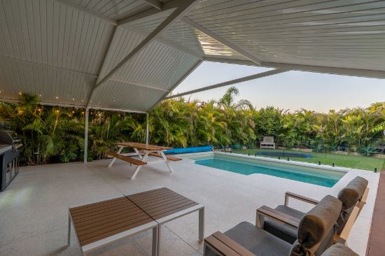 21 Canouan Loop, Secret Harbour, WA 6173