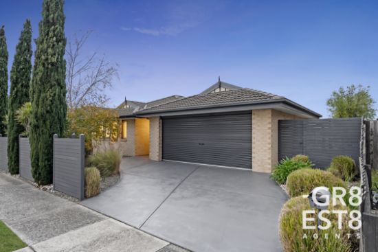 21 Ferndown Drive, Cranbourne, Vic 3977