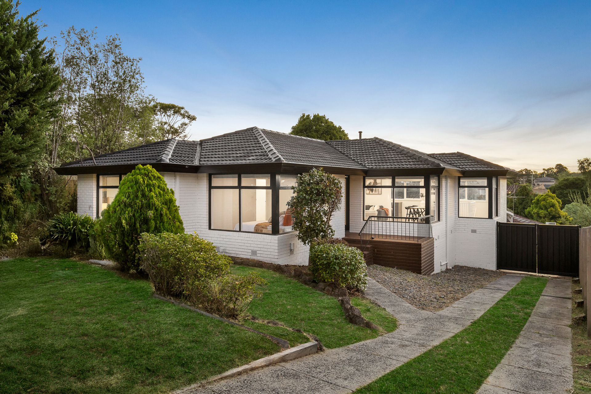 21 Harry Street, Doncaster East, Vic 3109 21 Harry Street, Doncaster East, Vic 3109