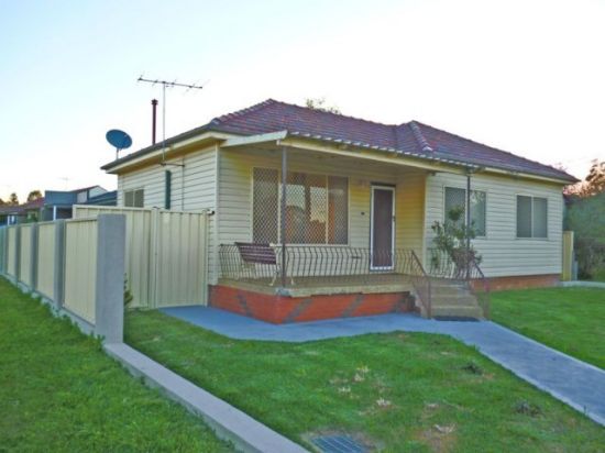 21 Hobart Street, Oxley Park, NSW 2760