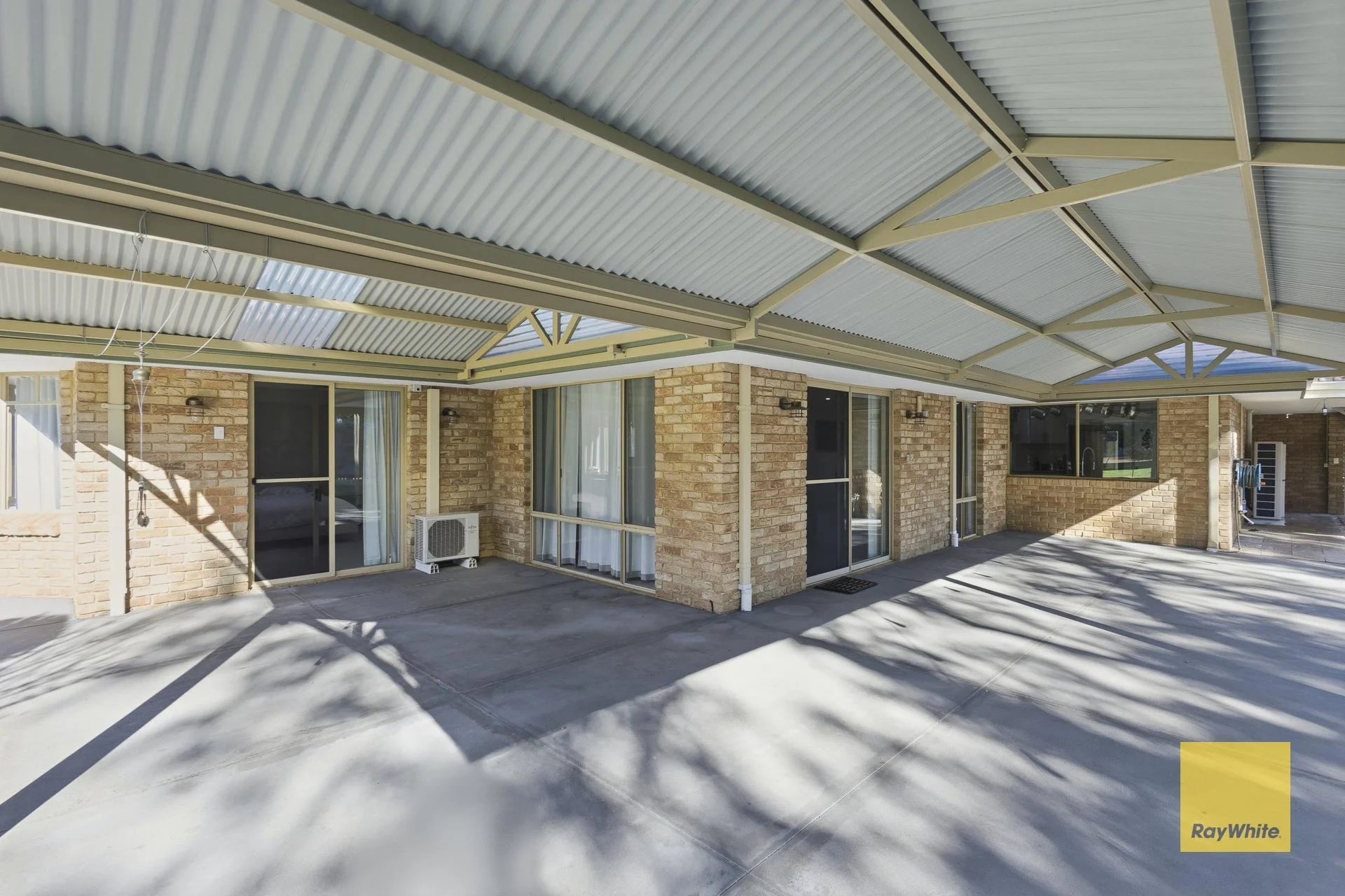 21 James Road, Kalamunda, WA 6076