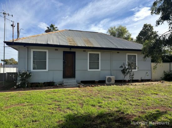 21 Murray Street, Cobar, NSW 2835