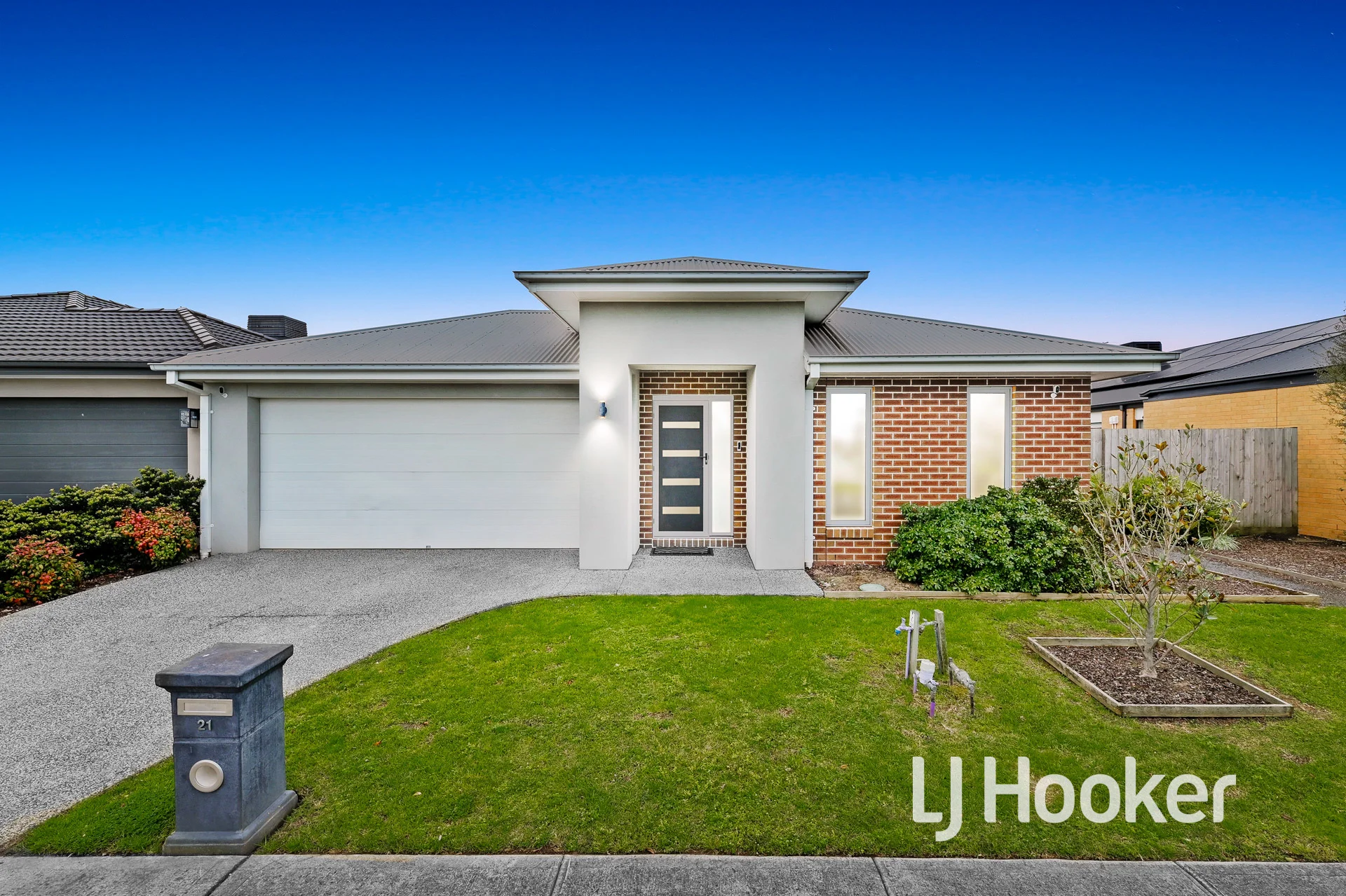 21 Pump House Crescent, Clyde, Vic 3978
