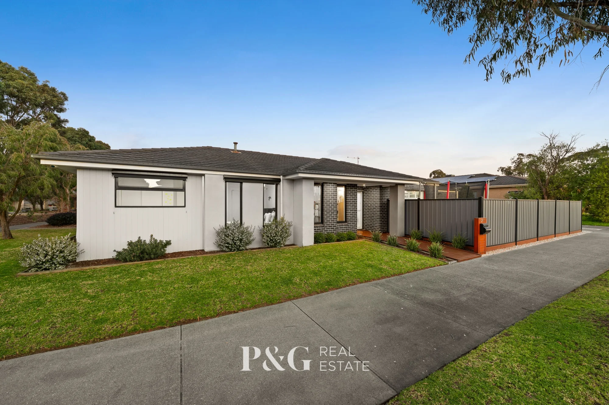21 Sierra Walk, Cranbourne North, Vic 3977