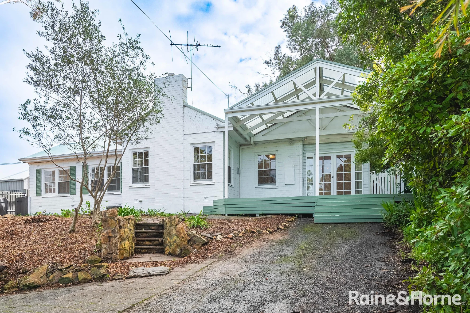 21 Sycamore Crescent, Hawthorndene, SA 5051