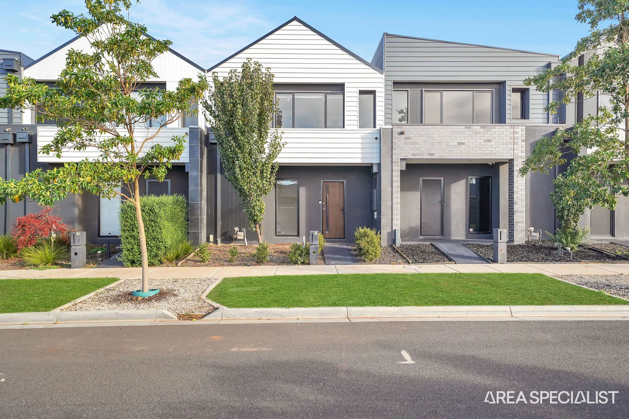 21 Whitehouse Terrace, Thornhill Park, Vic 3335