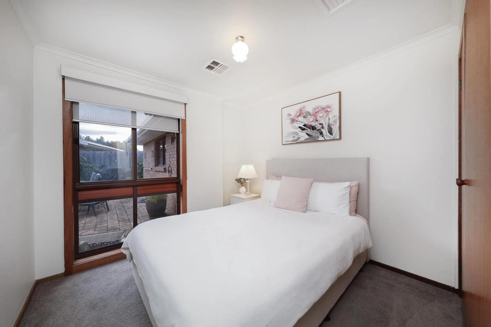 214 Burrowye Crescent, Keilor, Vic 3036