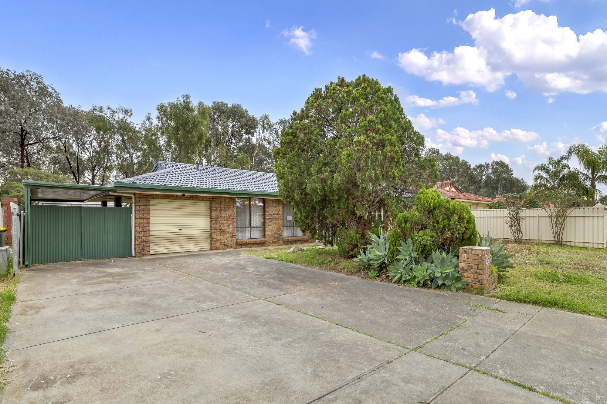 22 Banksia Crescent, Parafield Gardens, SA 5107