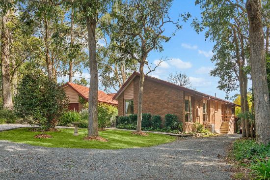 22 Bindar Crescent, Bundanoon, NSW 2578