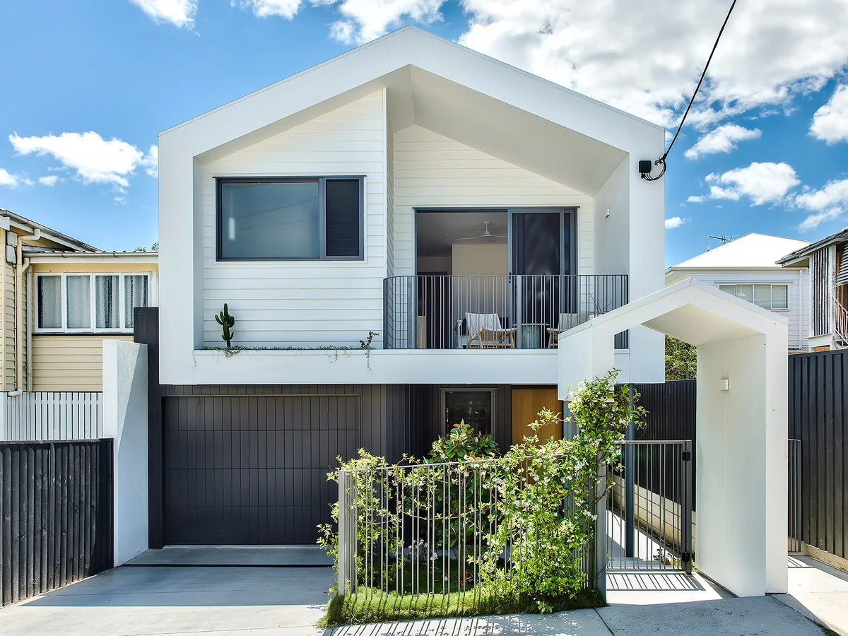 22 Cromwell Street, Wooloowin, Qld 4030