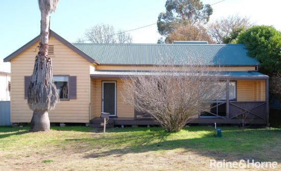 22 Greaves Street, Inverell, NSW 2360
