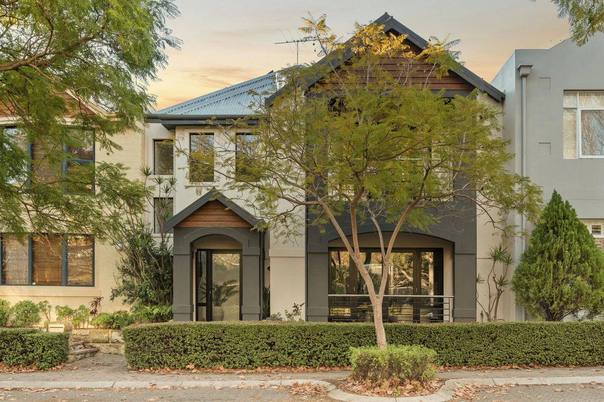 22 Juniper Bank Way, Subiaco, WA 6008
