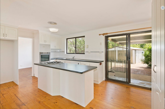 22 Kneeshaw Street, Monash, ACT 2904
