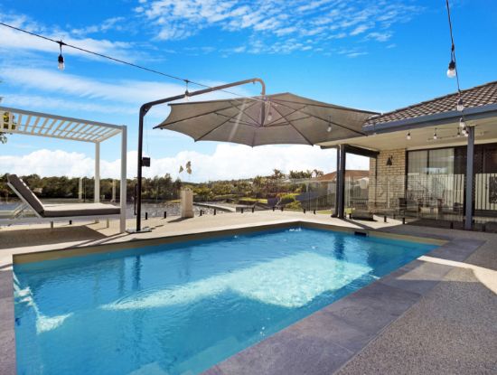 22 Spoonbill Way, Eli Waters, Qld 4655