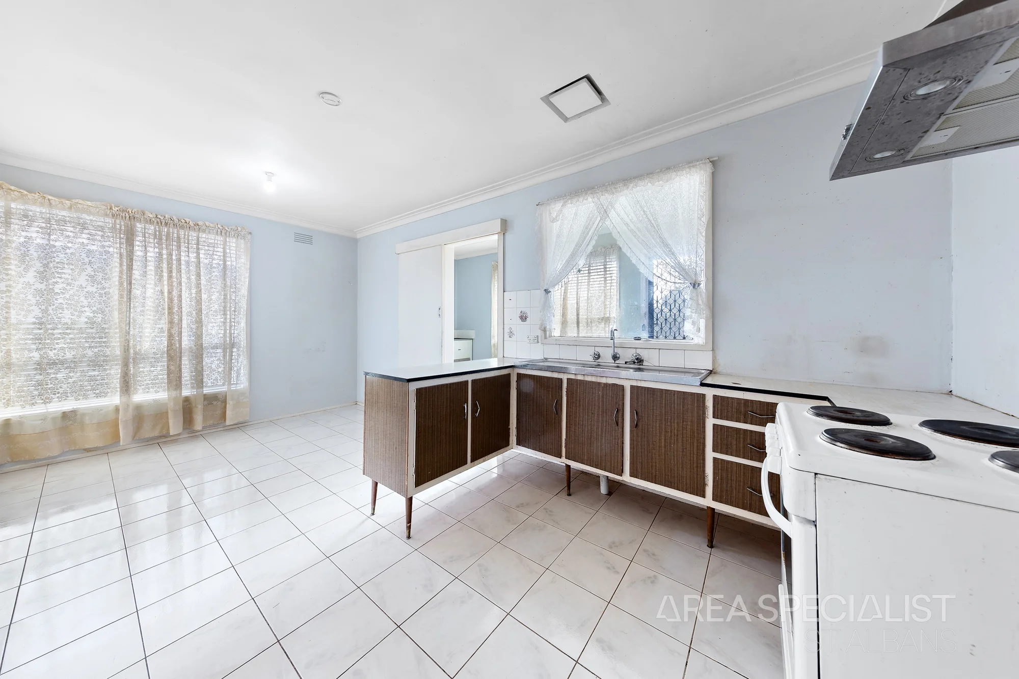 22 Willow Avenue, St Albans, Vic 3021