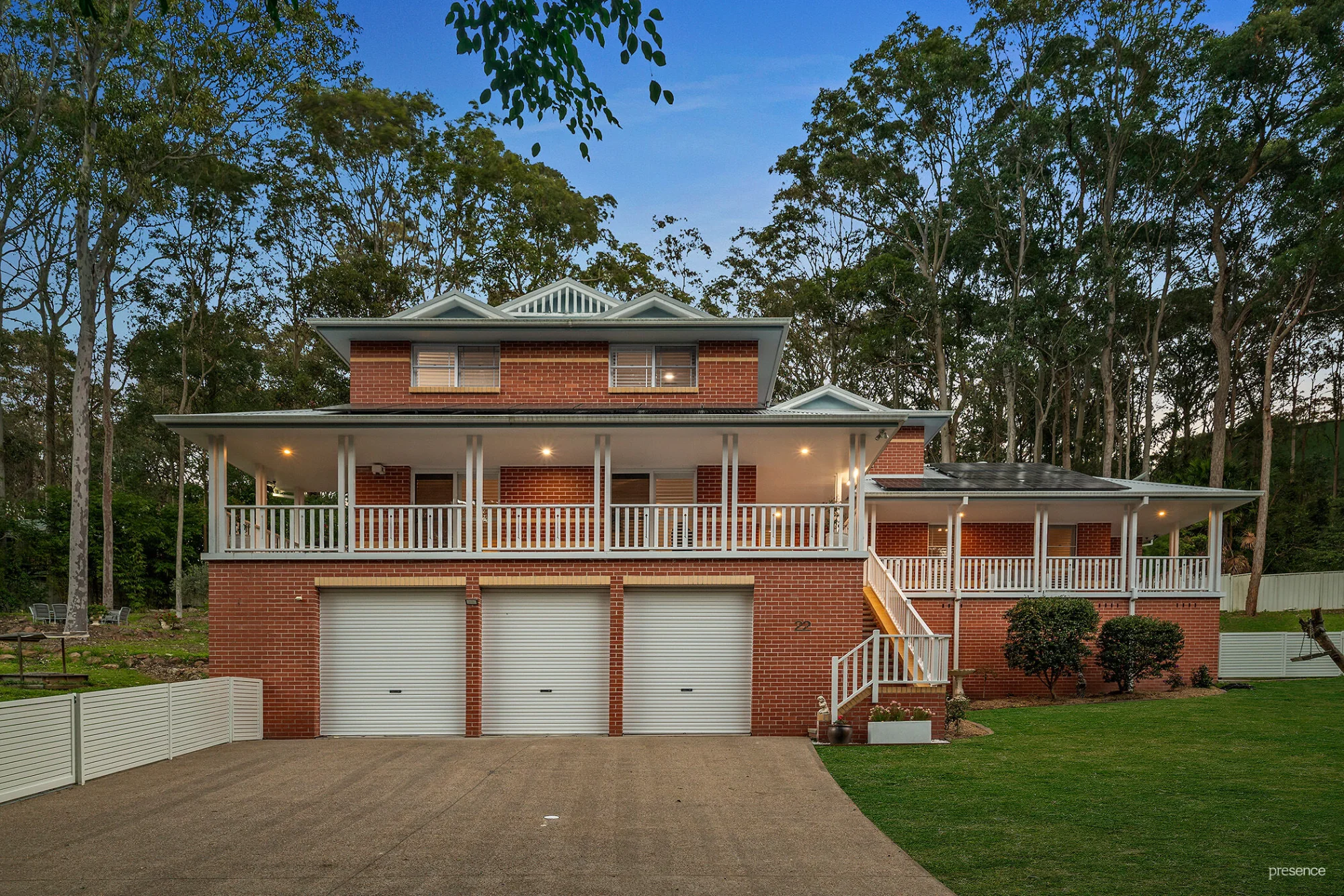 22 Wollundry Close, Eleebana, NSW 2282