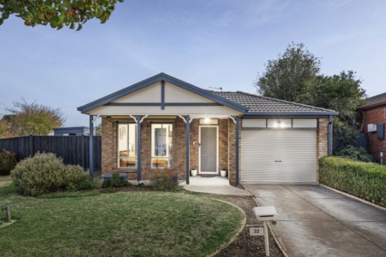 22 Yallop Crescent, Sunbury, Vic 3429