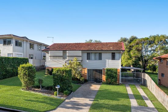 22 Yaringa Street, Manly West, Qld 4179