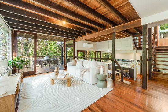 229 Chapel Hill Road, Chapel Hill, Qld 4069