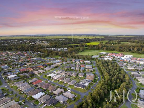 23 Banks Drive, Ormeau, Qld 4208