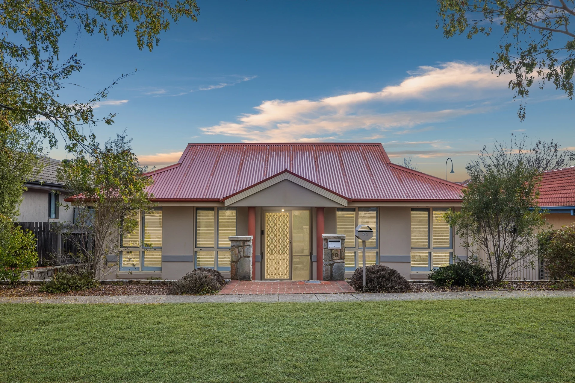 23 Bendora Crescent, Palmerston, ACT 2913