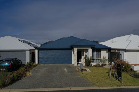 23 Claystone Loop, Piara Waters, WA 6112
