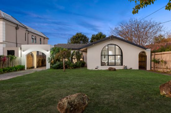 23 Iris Street, Burwood, Vic 3125