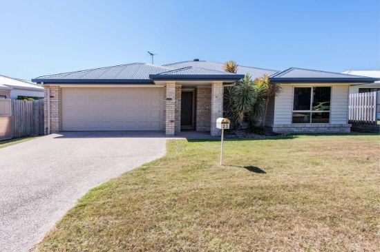 23 Village Circuit, Eimeo, Qld 4740