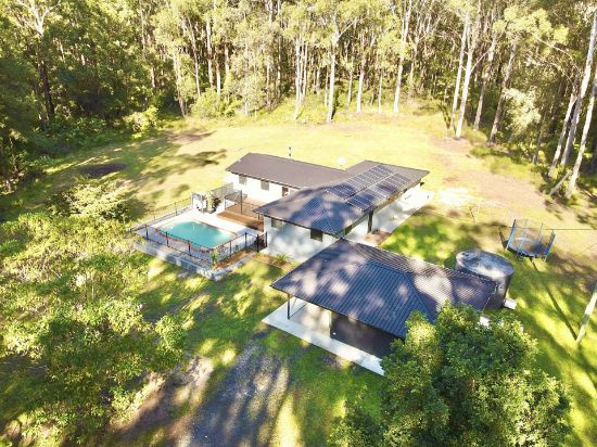 232 Ferry Road, Oxley Island, NSW 2430