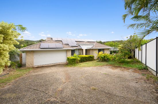 24 Antipodes Close, Pacific Pines, Qld 4211