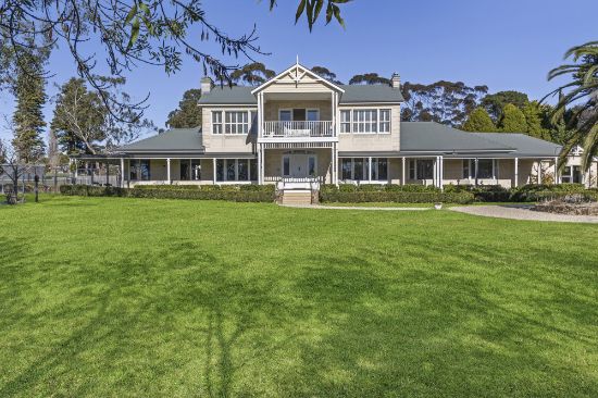 24 Chetwyn Court, Frankston South, Vic 3199
