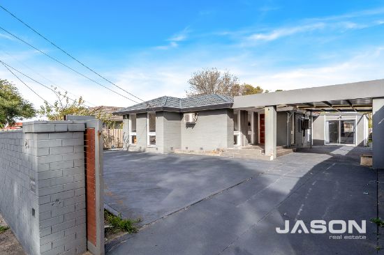 24 Gaynor Crescent, Gladstone Park, Vic 3043